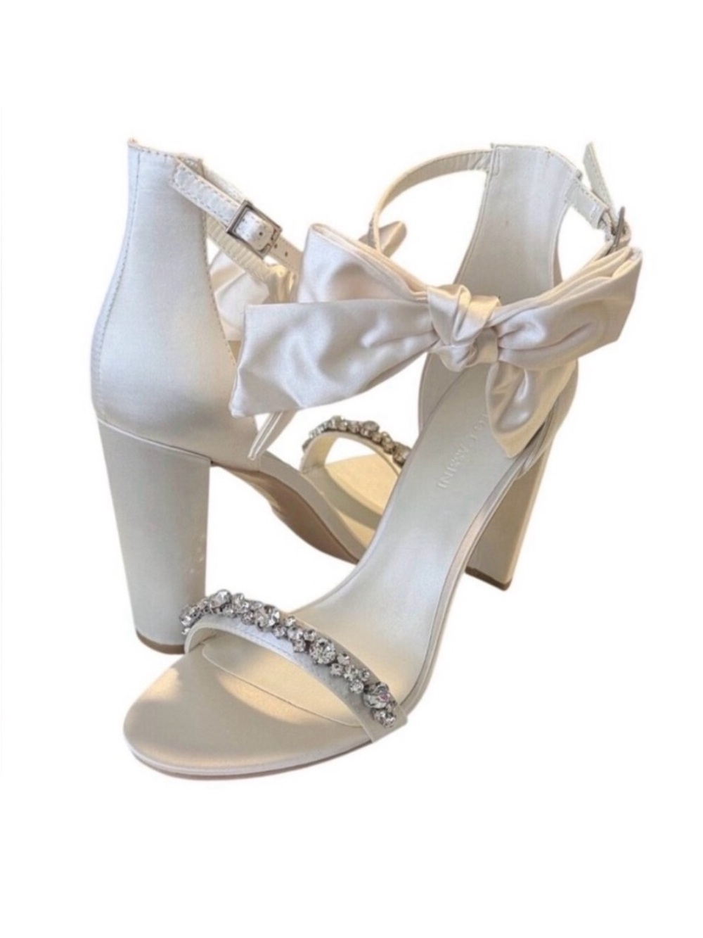 Oleg Cassini Ivory Satin Bow Crystal Strap High Heels Size 9 NIB